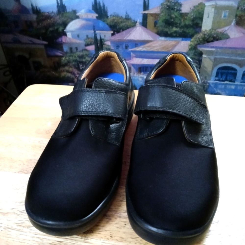 Dr. Comfort Annie Orthopedic shoes 👩SIZE Women 9.5, LIGHT WEIGHT.📿🦋💐 🆕New!